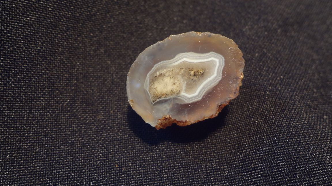 Velikost 2,5 x 1,5 cm 