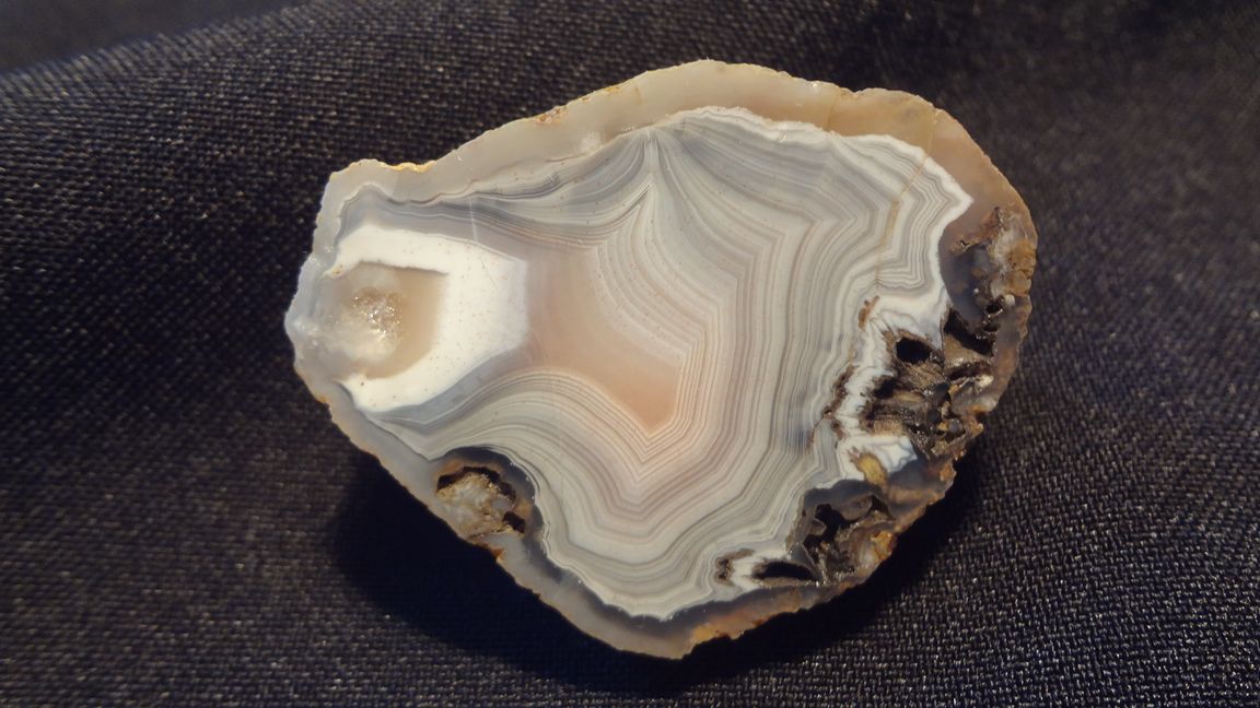 Velikost 4,5 x 3,5 cm