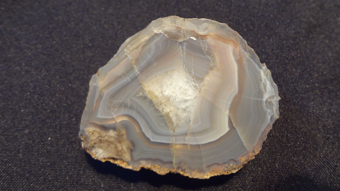 Velikost 5 x 4 cm