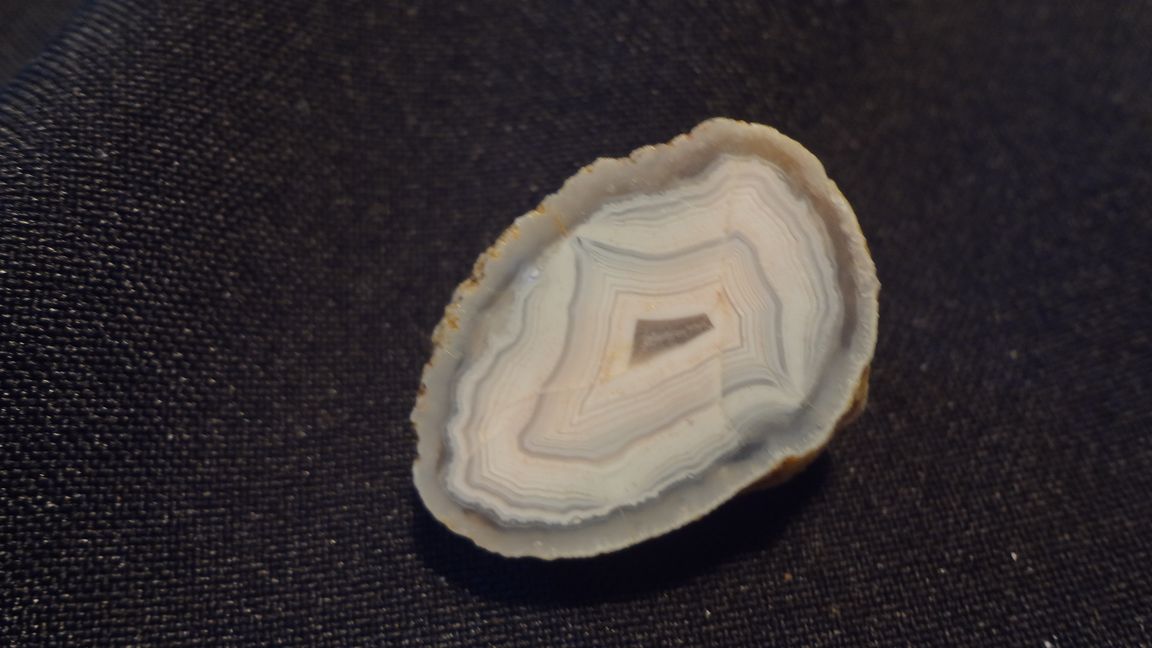 Velikost 3 x 2 cm
