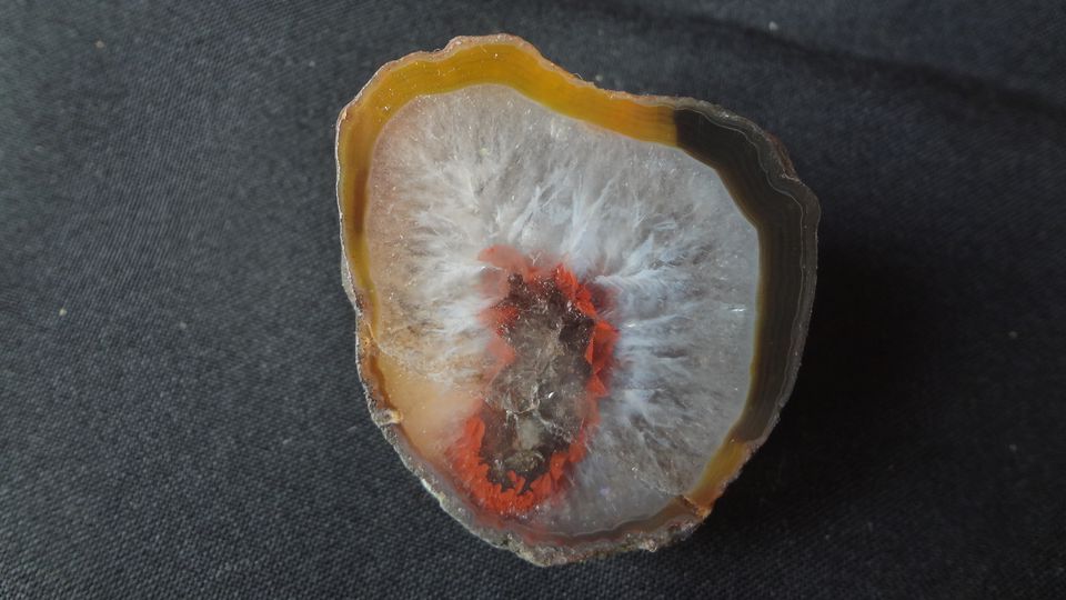 5 x 4 cm