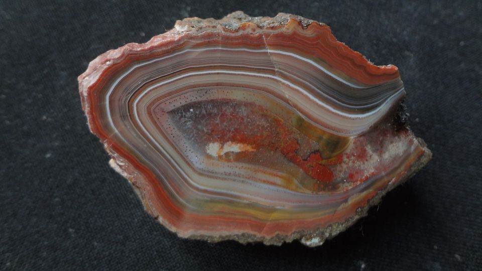 Achát – Staropacké Hory, velikost – 5,3 x 3,5 cm