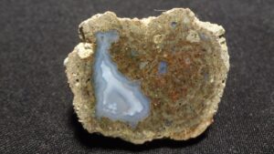 Acháty Slovensko ( Vyhně ) – velikost 4,5 x 4,5 cm a 3,7 x 3 cm